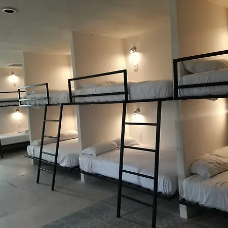 Hostal Inn - Hostel